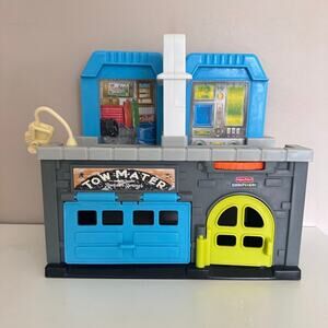 Fisher-Price Little People Disney Pixar Cars Tow Mater's Garage Playset 2011
